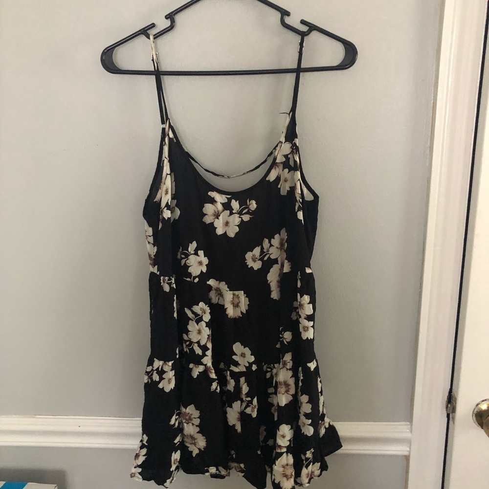 BRANDI Melville low-back dress-fits like a small